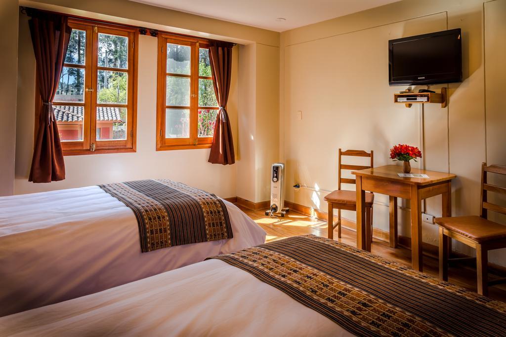 Hotel Pakaritampu Ollantaytambo Eksteriør bilde