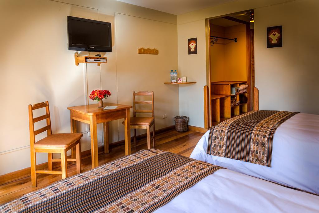Hotel Pakaritampu Ollantaytambo Eksteriør bilde